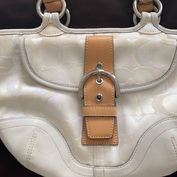 Coach satchel. White and silver. With original garment bag. - Picture 2 of 5